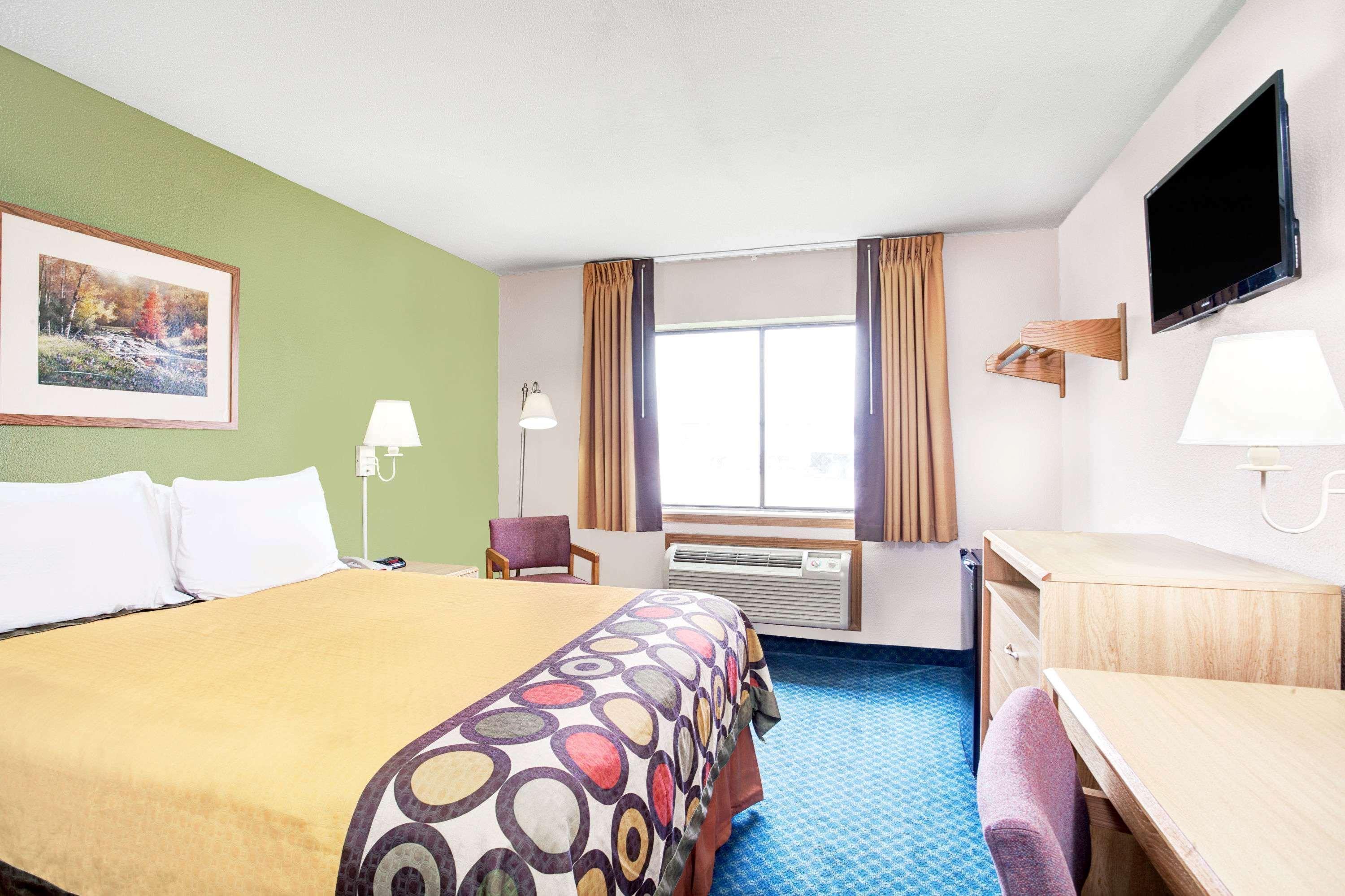 Super 8 By Wyndham West Memphis Hotell Exteriör bild